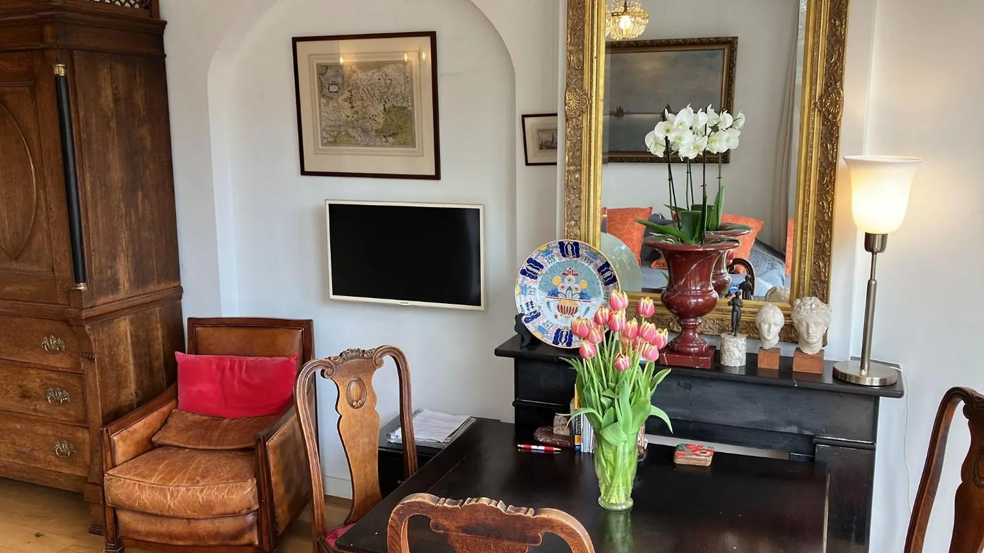 Canal View B&B Amsterdam Netherlands